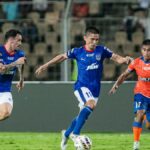 Sunil Chhetri pomáha Ryanovi Williamsovi urobiť krok vpred, sám ustúpi pri prestavbe indického futbalu