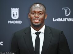 Super fanúšik Man United Usain Bolt pomenúva hlavné problémy s tímom Rubena Amorima – a žiada Rio Ferdinanda, aby mu pomohol! Fanúšik United Usain Bolt sa snažil skryť svoju frustráciu po tom, čo cez víkend sledoval remízu Red Devils v Tottenhame.