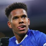 Estevao oslavuje gól.