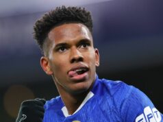 Thierry Henry skladá Estevao obrovský kompliment s porovnaním Man Utd po majstrovskej triede Chelsea Estevao oslavuje gól.