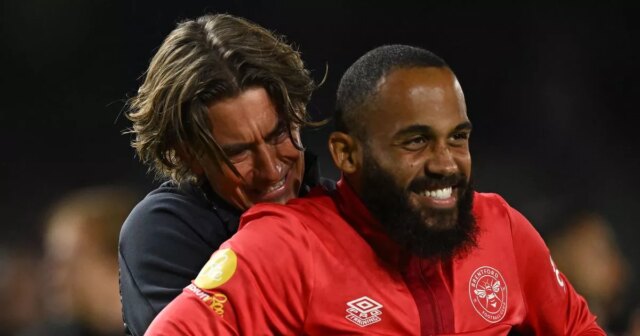 Thomas Frank sa smeje na otázke prestupu Bryana Mbeuma a Bryan Mbeumo poslal odkaz novému šéfovi Tottenhamu Thomasovi Frankovi na sociálnych sieťach