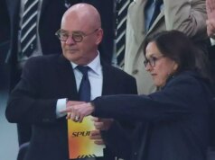 Thomas Frank urobil „sebavedomé“ vyhlásenie o prestupe Tottenhamu počas rokovaní o podpise 100 miliónov libier Charles a Vivienne Lewis počas zápasu tretieho kola Carabao Cupu medzi Tottenhamom Hotspur a Doncaster Rovers tento týždeň