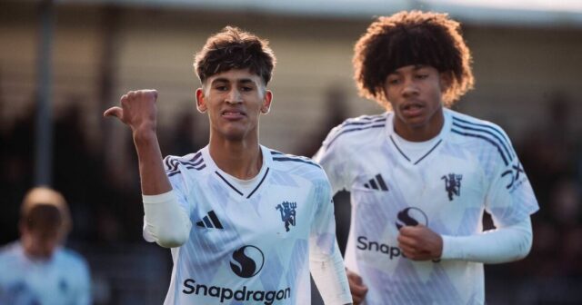 Tínedžer Man Utd sa vysmieva Alexandrovi Isakovi po tom, čo strelil hetrik proti Liverpoolu | Futbal | Šport
