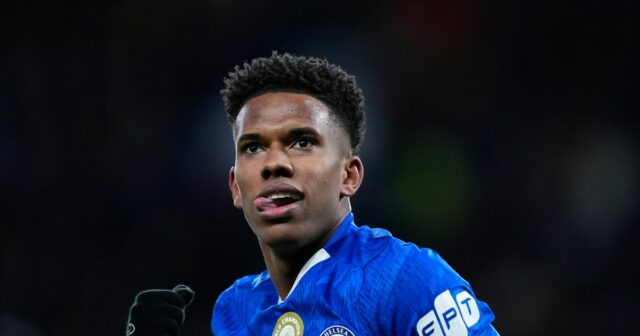 Titul Chelsea Premier League uvedený v hlavnom vyhlásení pred zápasom Enzo Fernandez.