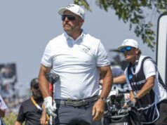 „To je smutné“ – Phil Mickelson predpovedá, že sa veci zhoršia, keď bude reagovať na rozdiely v cenách plynu "To je smutné" - Phil Mickelson predpovedá, že sa veci zhoršia, keď bude reagovať na rozdiely v cenách plynu