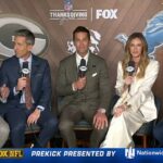 Tom Brady zdieľa smiech s posádkou Fox Sports predtým, ako Lions hostili Packers