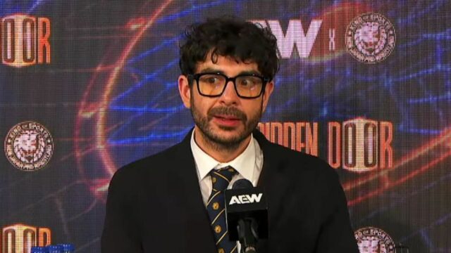 Tony Khan konečne prelomí ticho o neslávne známom príbehu AEW
