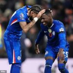 Tottenham 0:1 Chelsea: Gutsy Blues a výnimočný Moises Caicedo môžu vyzvať Arsenal o titul v Premier League, píše OLIVER HOLT po víťazstve nad úbohými Spurs