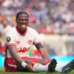 Tottenham môže vysadiť tohto severoamerického útočníka pod jednou podmienkou, uhryzne Paratici?