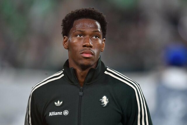 Tottenham požiadal Jonathana Davida kvôli pochybnostiam o budúcnosti Juventusu Tottenham požiadal Jonathana Davida kvôli pochybnostiam o budúcnosti Juventusu