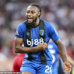 Tri kluby Premier League dostali varovný signál po tom, čo sa objavila klauzula o uvoľnení Antoina Semenya