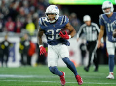 TreVeyon Henderson vyvoláva reakcie fanúšikov po tom, čo sedel na bežných miestach v zápase Celtics logo pochodového šialenstva