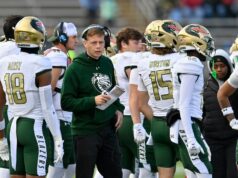 Tréner UAB vysvetľuje rozhodnutie hrať po incidente bodnutia spoluhráča Tréner UAB vysvetľuje rozhodnutie hrať po incidente bodnutia spoluhráča