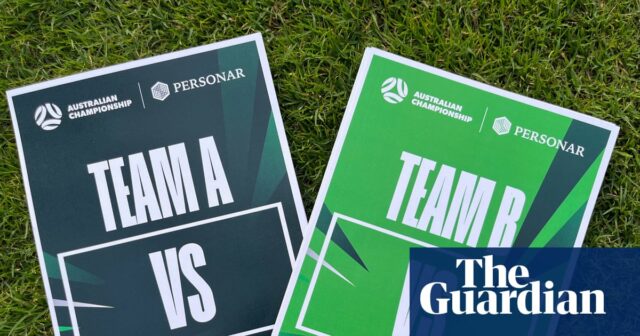 Tréneri rozdávajú svoje vlastné karty? Nový systém podpory futbalového videa na skúšku v Austrálii | futbal
