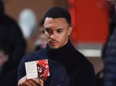 Trent Alexander-Arnold ukazuje skutočné farby po návrate na Anfield gestom Diogo Jota Trent Alexander-Arnold