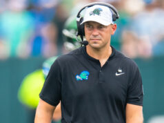 Tulane HC Jon Sumrall bagatelizuje postavenie tímu v Top 25 v pozoruhodnej poznámke po umiestnení v rebríčku logo pochodového šialenstva