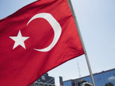 Turecké úrady zatkli osem a pozastavili 1024 stávkových vyšetrovaní Turecké úrady zatkli osem a pozastavili 1024 stávkových vyšetrovaní