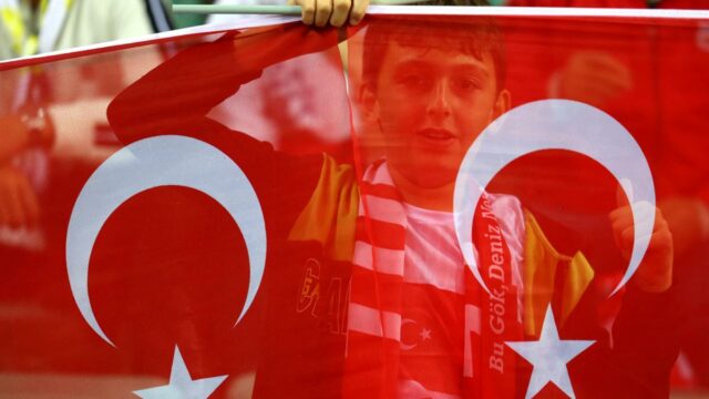 Turecký futbal po stávkovom škandále uvalil dočasný zákaz činnosti pre 102 hráčov
