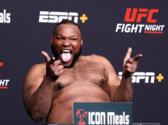 UFC veterán Chris Barnett podpísal s Karate Combat, knižný debut Download app from appStore