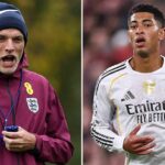 Jude Bellingham vyzerá zamyslene