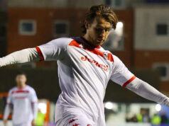 Útočník Truro City Harvey sa vracia do plnej kondície Útočník Truro City Harvey sa vracia do plnej kondície