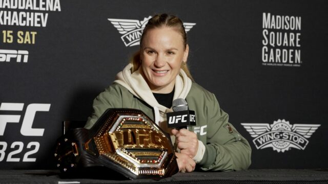 Valentina Shevchenko udržiava „stálu energiu“ pre Zhang Weili
