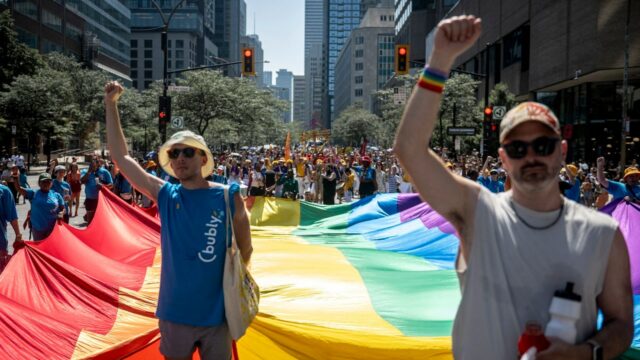 Vedúci kanadskej skupiny hrdosti odstúpil po komentároch k transgenderovej politike Vedúci kanadskej skupiny hrdosti odstúpil po komentároch k transgenderovej politike MOV