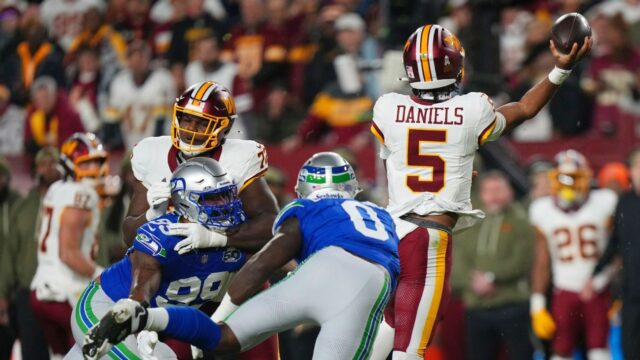 Veliteľ QB Daniels utrpel vážne zranenie ľavej ruky Veliteľ QB Daniels utrpel vážne zranenie ľavej ruky