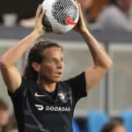 Veterán NWSL čelí spätnému nárazu cez stĺp