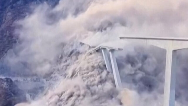 Video: Novootvorený most sa zrútil v Číne | Infraštruktúra
