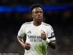 Vinicius Jr. „hovorí Realu Madrid, že NEOBNOVÍ zmluvu kvôli výpadku Xabiho Alonsa“ Vinicus Jr údajne povedal Realu Madrid, že nemá v úmysle obnoviť svoju zmluvu, uprostred napätia s trénerom Xabi Alonsom.