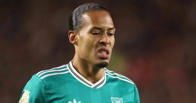 Virgil van Dijk obvinený z hádzania esa Liverpoolu „pod autobus“ v brutálnom obliekaní | Futbal | Šport
