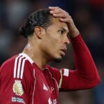 Kapitán Liverpoolu Virgil van Dijk hovorí, že hráči šampiónov sklamajú seba a manažéra Arneho Slotu