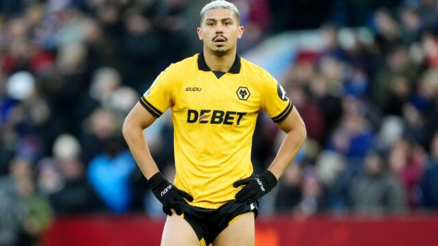 Vlci potrebujú prevzatie Saudskou Arábiou alebo skutočný zázrak, pretože šance na prežitie po porážke vo Ville dosahujú 0,01 %.
