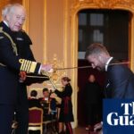 Vstaň, Sir David: Beckham povýšený do rytiera kráľa Charlesa na ceremónii na hrade Windsor | David Beckham