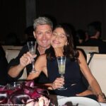 Vychutnajte si vrchol v novom dome Michaela Clarka so šiestimi spálňami vo Vaucluse v hodnote 20 miliónov dolárov, keď bývalý testovací kapitán ide do pálky pre sekerníka