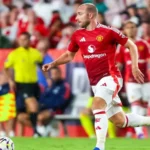 Vyhol sa Manchester United guľke s poklesom formy Carlosa Balebu?