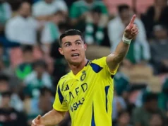 Vymieňa Cristiano Ronaldo futbalovú loptu za rukavice MMA? Vymieňa Cristiano Ronaldo futbalovú loptu za rukavice MMA?