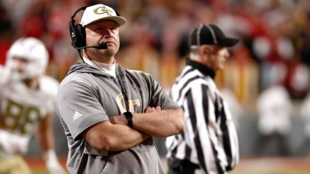 Vysokoškolský futbal Spodná desiatka po 10. týždni: Georgia Tech stroskotala Vysokoškolský futbal Spodná desiatka po 10. týždni: Georgia Tech stroskotala