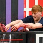 Hviezda sociálnych médií AngryGinge sa dostala do hlavného prúdu na I'm A Celebrity... Get Me Out Of Here!