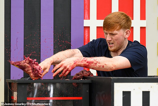 Vzostup AngryGinge: I'm a Celeb star sa preslávil hraním futbalových Hviezda sociálnych médií AngryGinge sa dostala do hlavného prúdu na I'm A Celebrity... Get Me Out Of Here!