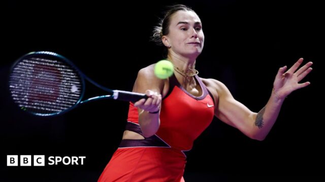 WTA Finals 2025: Aryna Sabalenka a Jessica Pegula sa kvalifikujú WTA Finals 2025: Aryna Sabalenka a Jessica Pegula sa kvalifikujú do semifinále v Rijáde