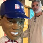 WWE sa dostáva pod paľbu od Vincea Russa pre naskriptované promá superstar (Exkluzívne)