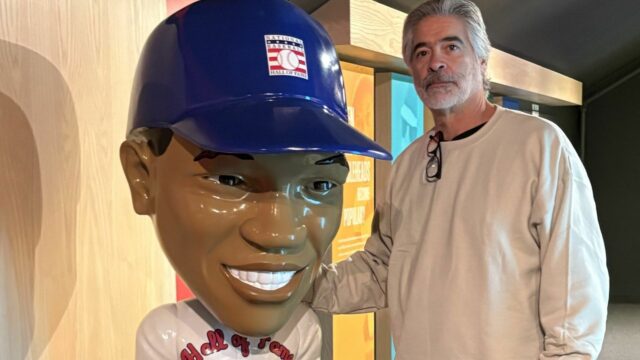 WWE sa dostáva pod paľbu od Vincea Russa pre naskriptované WWE sa dostáva pod paľbu od Vincea Russa pre naskriptované promá superstar (Exkluzívne)