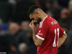 Wayne Rooney nalieha na Arnea Slotu, aby VZHNAL Mohameda Salaha – a odkazuje fanúšikom Liverpoolu, aby prestali vychovávať Jurgena Kloppa Legenda Man United Wayne Rooney vyzval šéfa Liverpoolu Arneho Slotu, aby prepustil Mohameda Salaha