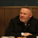 Wayne Rooney prezradil, že počas svojho pôsobenia v Man United zarobil až 17 miliónov libier ročne.