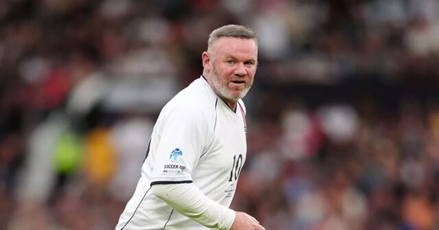 Wayne Rooney sa chce pripojiť k mimoligovému supertímu plnému bývalých hviezd Premier League
