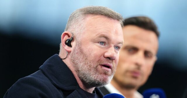 Wayne Rooney sa zaplietol do novej slovnej vojny s Cristianom Wayne Rooney pred televíznou kamerou.