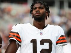 Browns Shedeur Sanders odmieta tvrdenia, že ho Stefanski sabotuje Who is Shedeur Sanders? What to know about the Browns' QB