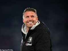 Wolves formálne pristupujú k manažérovi šampionátu, keď sa blížia náhrade Vitora Pereiru Wolves sa pripravujú na formálny krok pre hlavného trénera Middlesbrough Roba Edwardsa